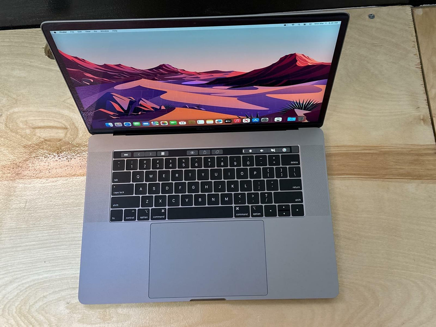 APPLE A1990 MACBOOK PRO INTEL CORE I9 2.9 GHZ 500 GB 16 gb RAM ,SKU:2674